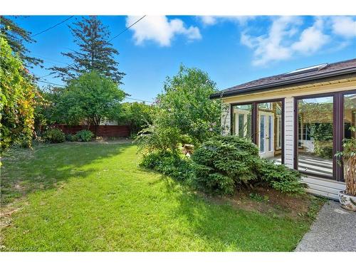 33 Goldfinch Road, Hamilton, ON - Outdoor