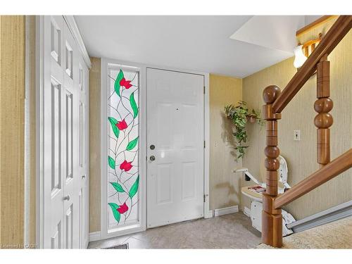 33 Goldfinch Road, Hamilton, ON - Indoor Photo Showing Other Room