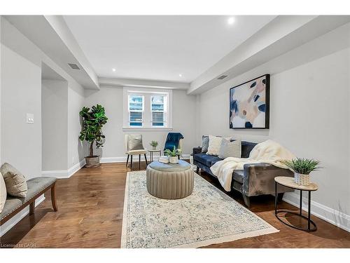 Ll2-86 Herkimer Street, Hamilton, ON - Indoor Photo Showing Living Room
