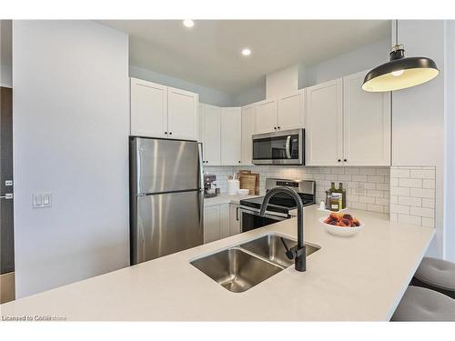 507-101 Locke Street S, Hamilton, ON - Indoor Photo Showing Kitchen With Stainless Steel Kitchen With Double Sink With Upgraded Kitchen