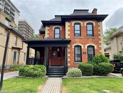 8-203 Macnab Street S Hamilton, ON L8P 3C8