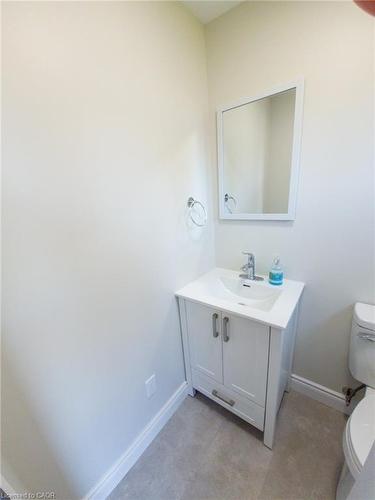 164 Laurier Avenue, Hamilton, ON - Indoor Photo Showing Bathroom