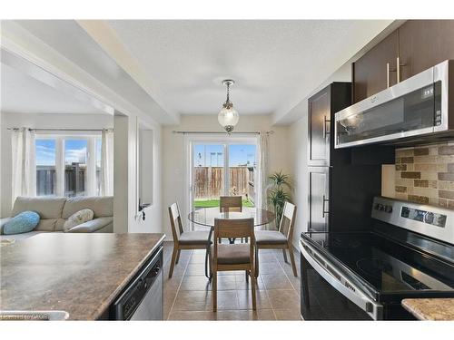 9 Lynch Crescent, Binbrook, ON - Indoor