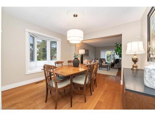 1423 Ravensmoor Crescent, Mississauga, ON - Indoor Photo Showing Dining Room