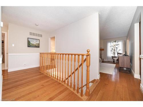 1423 Ravensmoor Crescent, Mississauga, ON - Indoor Photo Showing Other Room