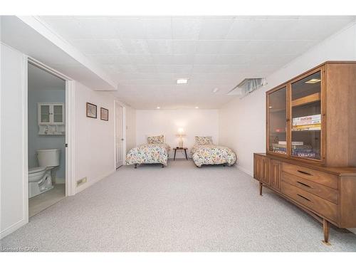 1423 Ravensmoor Crescent, Mississauga, ON - Indoor Photo Showing Bedroom