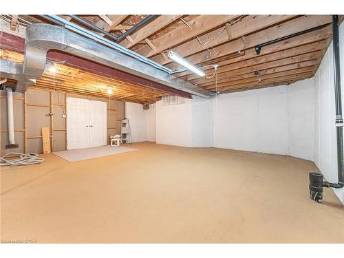 1423 Ravensmoor Crescent, Mississauga, ON - Indoor Photo Showing Basement