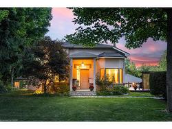 94 Highway 8  Flamborough, ON L9H 4V5