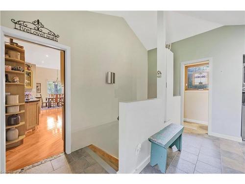 94 Highway 8, Flamborough, ON - Indoor Photo Showing Other Room