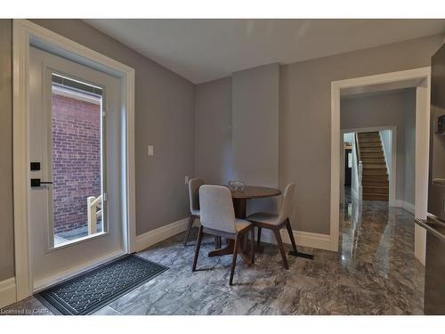 48 Pearl Street N, Hamilton, ON - Indoor Photo Showing Other Room