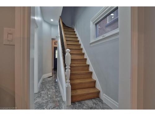 48 Pearl Street N, Hamilton, ON - Indoor Photo Showing Other Room