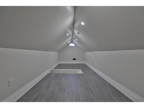 48 Pearl Street N, Hamilton, ON - Indoor Photo Showing Other Room