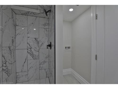 48 Pearl Street N, Hamilton, ON - Indoor