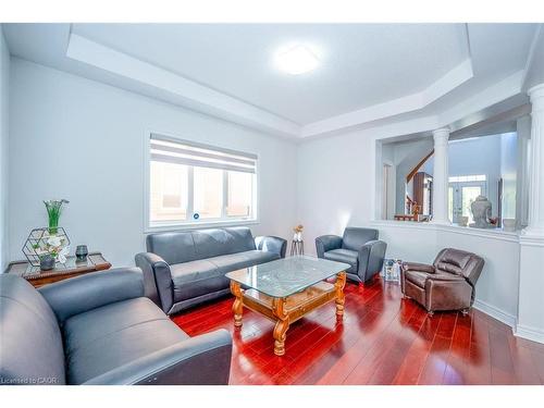 17 Charger Lane, Brampton, ON - Indoor Photo Showing Living Room