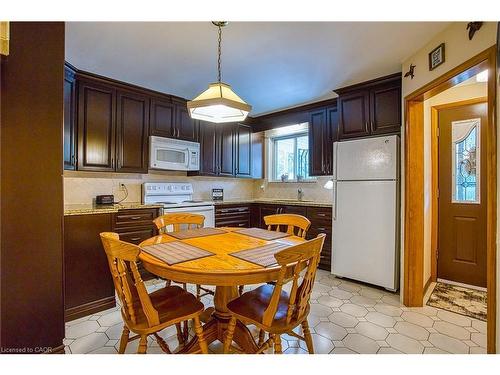 633 Rosseau Road, Hamilton, ON - Indoor