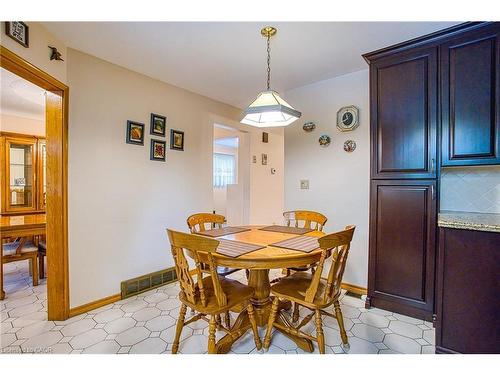 633 Rosseau Road, Hamilton, ON - Indoor Photo Showing Dining Room