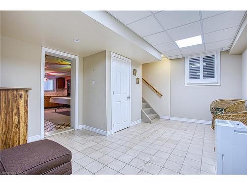 633 Rosseau Road, Hamilton, ON - Indoor