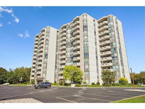 1105-5090 Pinedale Avenue  Burlington, ON L7L 3V8