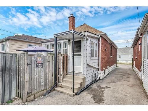 244 Cope Street, Hamilton, ON - Outdoor