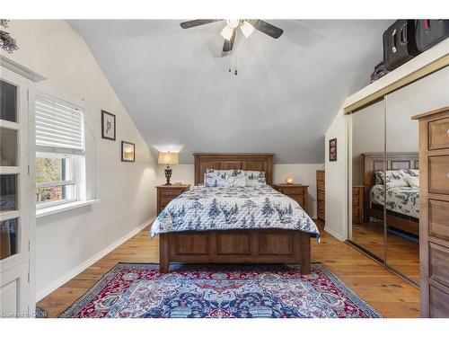 11011 Guelph Line, Milton, ON - Indoor Photo Showing Bedroom
