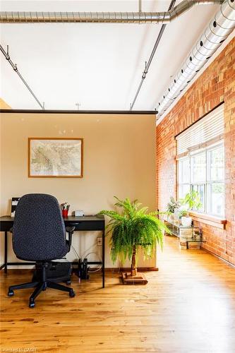 44-36 Margaret Street, Hamilton, ON - Indoor