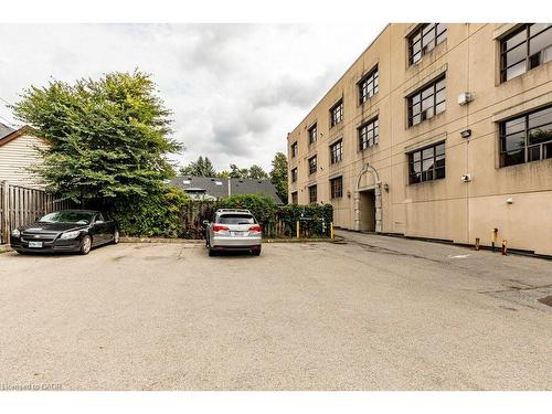 44-36 Margaret Street, Hamilton, ON - Outdoor