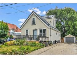 321 East 12th Street  Hamilton, ON L9A 3X9