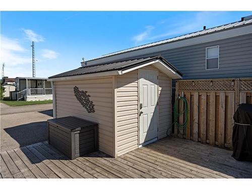 16-92 Clubhouse Road, Turkey Point, ON 