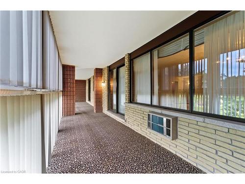 305-400 Champlain Boulevard, Cambridge, ON - Indoor Photo Showing Other Room