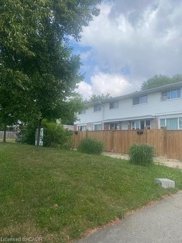 58 Hazelglen Drive, Kitchener, ON 