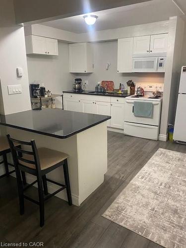 58 Hazelglen Drive, Kitchener, ON 