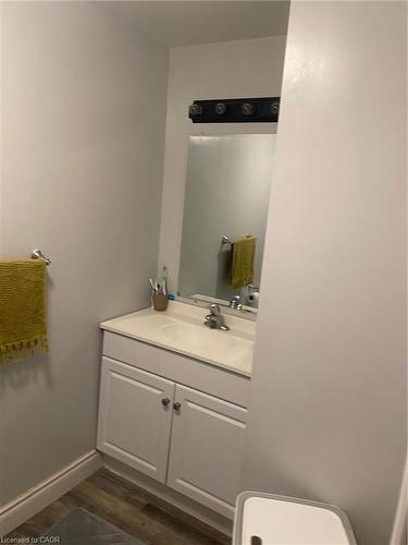 58 Hazelglen Drive, Kitchener, ON 