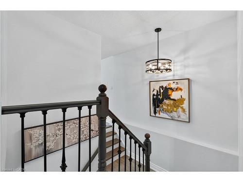 19 Marl Meadow Drive, Kitchener, ON - Indoor Photo Showing Other Room