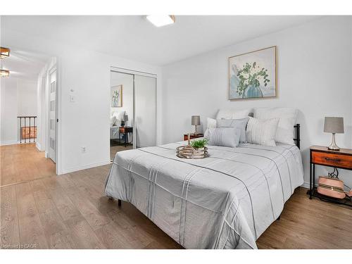 19 Marl Meadow Drive, Kitchener, ON - Indoor Photo Showing Bedroom