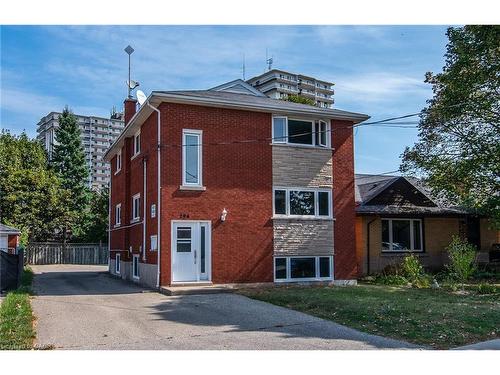 296 Ahrens Street W, Kitchener, ON 