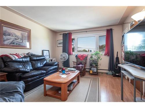 296 Ahrens Street W, Kitchener, ON 