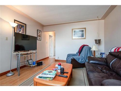 296 Ahrens Street W, Kitchener, ON 