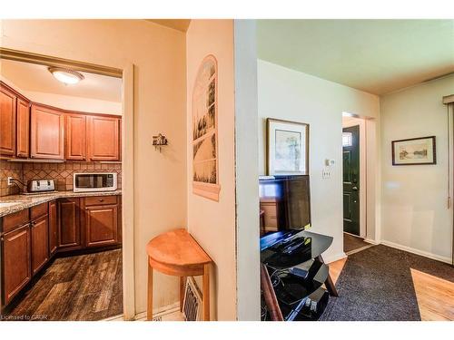 105 Lorne Crescent, Kitchener, ON - Indoor