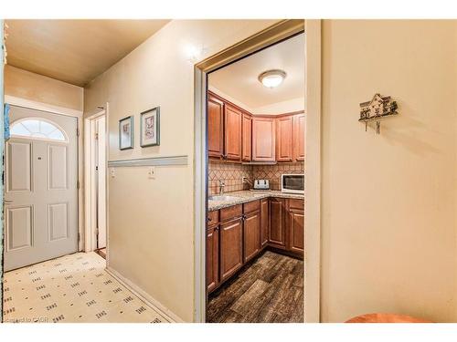 105 Lorne Crescent, Kitchener, ON - Indoor