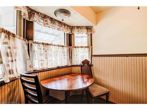 105 Lorne Crescent, Kitchener, ON - Indoor