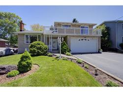 2344 Brinell Avenue  Burlington, ON L7R 3P5