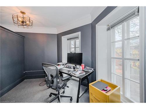 25 Waterloo Avenue, Guelph, ON 