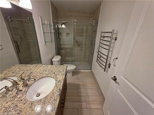 16 Sister Varga Terrace, Hamilton, ON - Indoor Photo Showing Bathroom