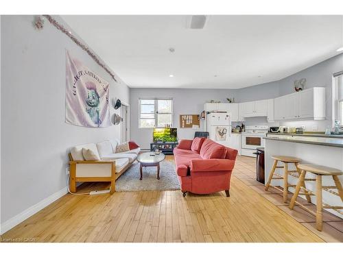 24 Columbia Street W, Waterloo, ON 