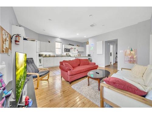 24 Columbia Street W, Waterloo, ON 