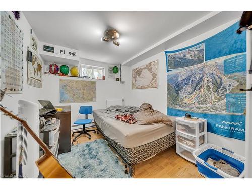 24 Columbia Street W, Waterloo, ON 