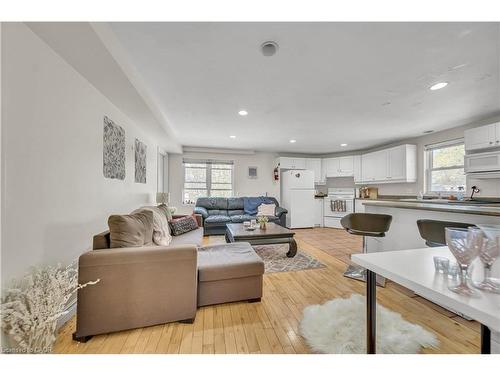 24 Columbia Street W, Waterloo, ON 