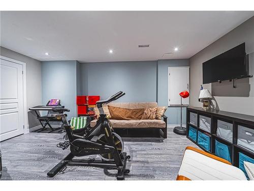 19 Liuna Court, Hamilton, ON - Indoor