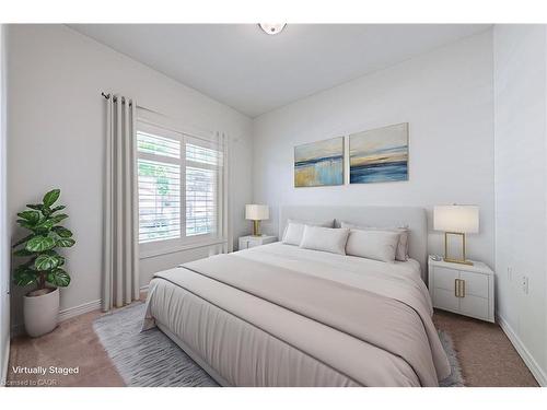 3-163 Livingston Avenue, Grimsby, ON - Indoor Photo Showing Bedroom