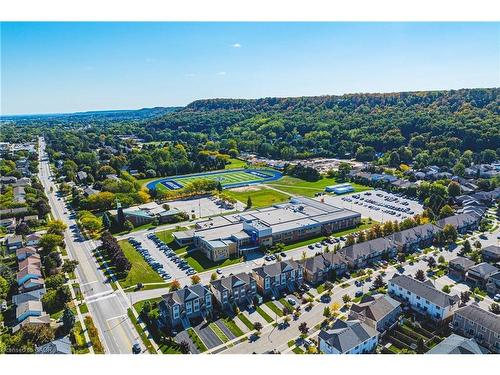 3-163 Livingston Avenue, Grimsby, ON - Outdoor With View